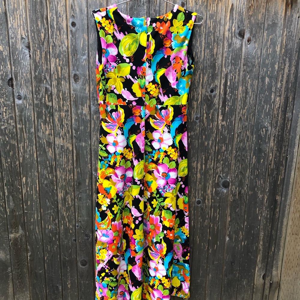 70’s vivid floral maxi - Picture 7 of 8